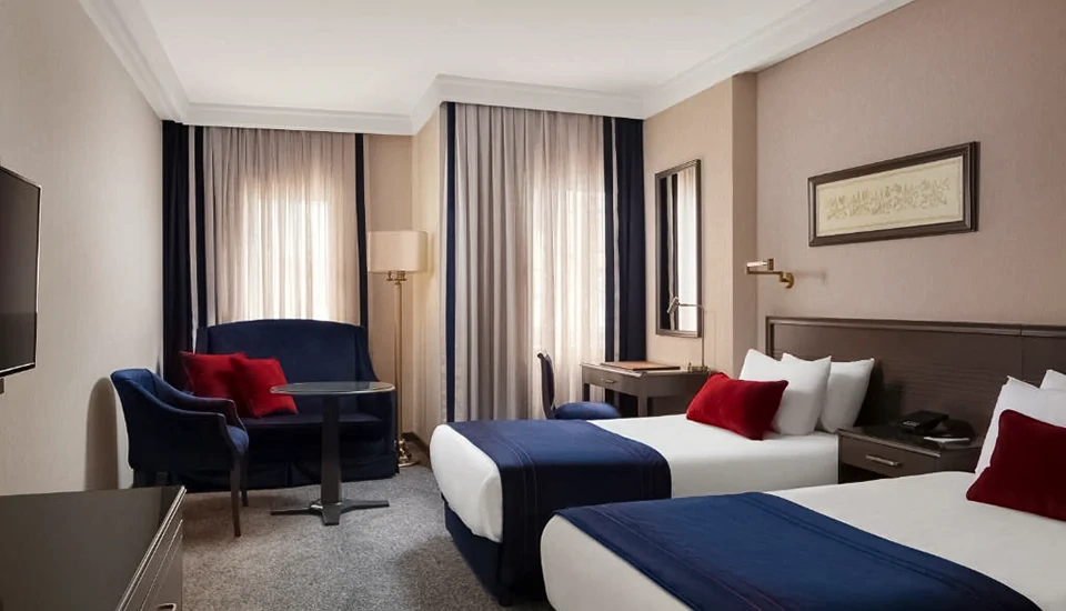 هتل گرند جواهر کانونشن سنتر استانبول